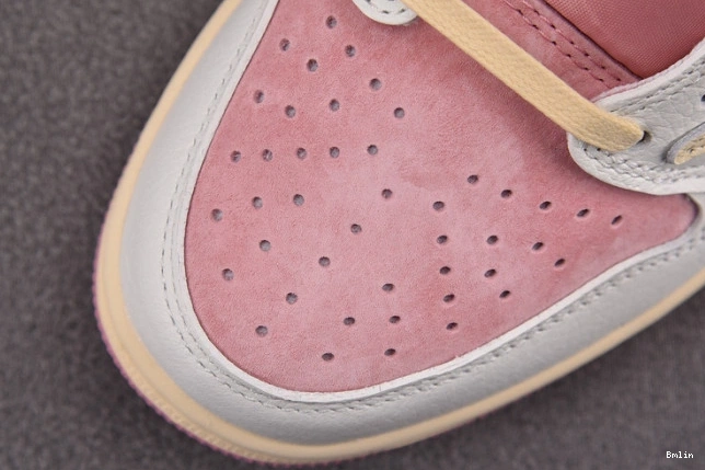 Bmlin 1 Travis DM7866-600 Low AJ x Scott OG SP 0714
